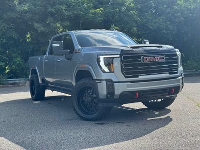 Used 2025 GMC Sierra 2500 AT4 w/ AT4 Premium Plus Package