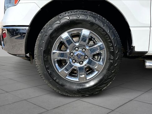Used 2013 Ford F150 XLT w/ XLT Chrome Pkg image 12
