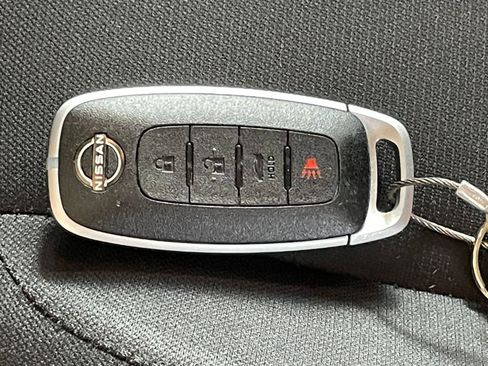 Used 2025 Nissan Sentra SV image 21