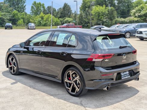 Used 2026 Volkswagen GTI SE FWD image 7