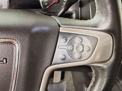 Used 2018 GMC Yukon Denali RWD image 15