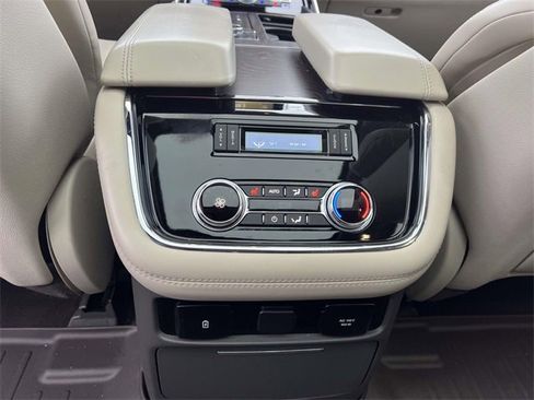 Used 2020 Lincoln Navigator Reserve w/ Equipment Group 208A Reserve image 19