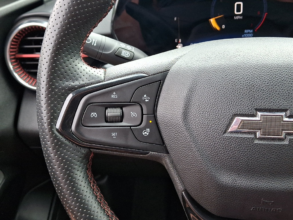 Used 2024 Chevrolet Trax RS w/ Driver Confidence Package FWD image 20