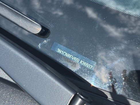 Used 2025 Nissan Versa SV FWD image 29