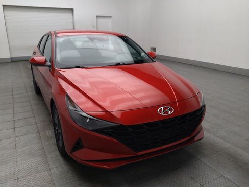 Used 2023 Hyundai Elantra SEL FWD image 13