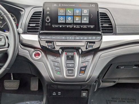 Used 2025 Honda Odyssey Sport-L image 29