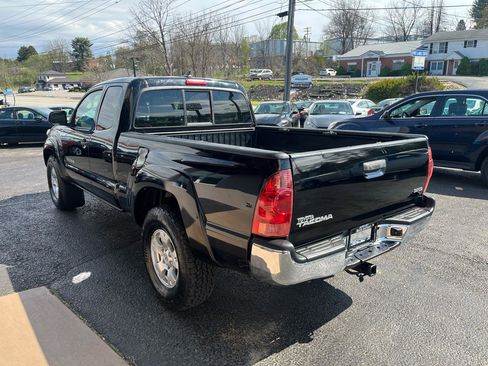 Used 2014 Toyota Tacoma 4x4 Access Cab w/ SR5 Package image 8