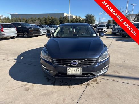 Used 2015 Volvo S60 T5 Premier image 2