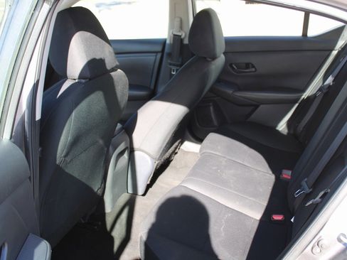 Used 2024 Nissan Sentra S image 11