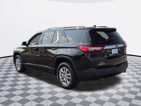 Certified 2021 Chevrolet Traverse LT FWD image 5