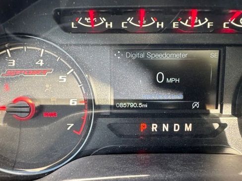 Used 2019 Ford F150 XLT w/ Equipment Group 302A Luxury AWD/4WD image 5