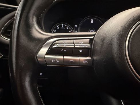 Used 2022 MAZDA MAZDA3 s image 11