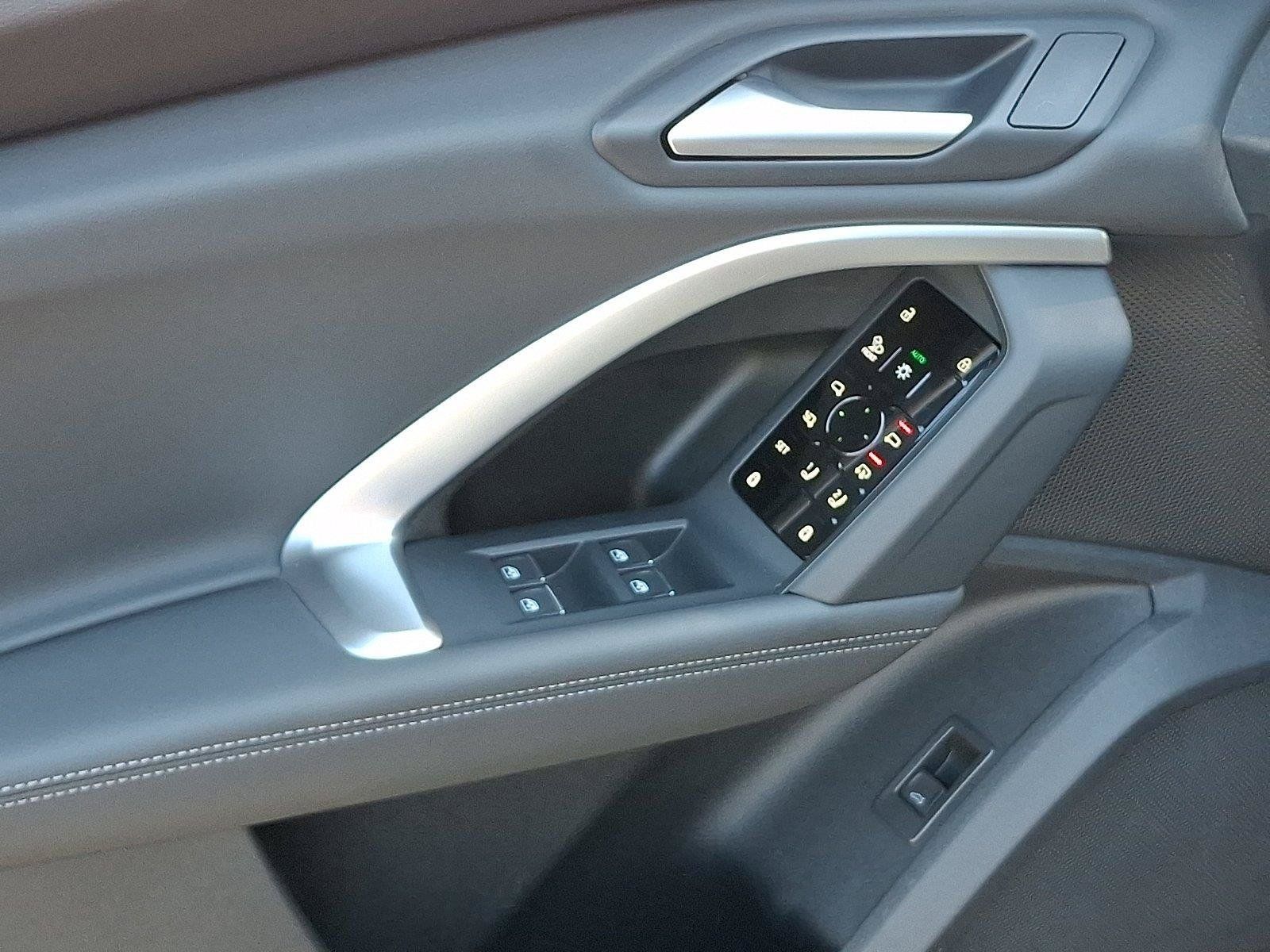 New 2026 Audi Q5 Premium Plus AWD/4WD image 10
