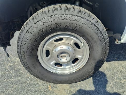 Used 2011 Ford F250 XL w/ Skid Plate Pkg AWD/4WD image 9