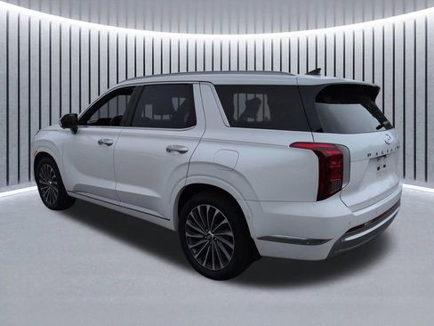 Used 2023 Hyundai Palisade Calligraphy image 7