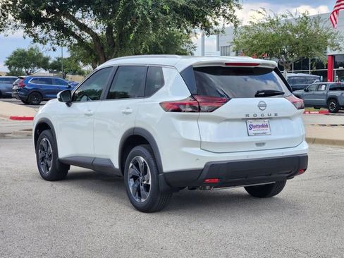 New 2026 Nissan Rogue SV w/ SV Premium Package image 4