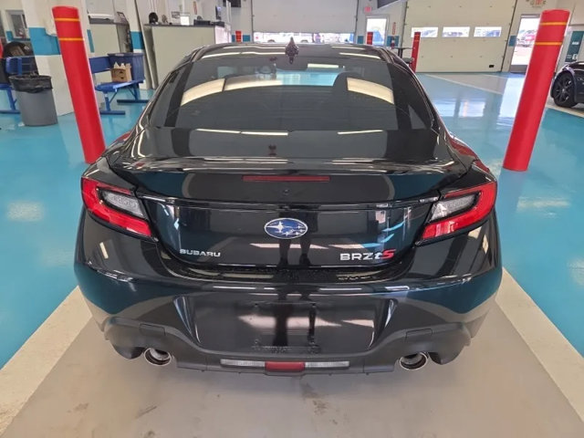 Used 2025 Subaru BRZ tS w/ Popular Package 2 RWD image 2