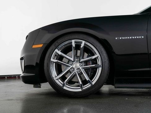 Used 2011 Chevrolet Camaro SS image 12