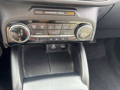 Used 2022 Ford Escape SE w/ Convenience Package image 41