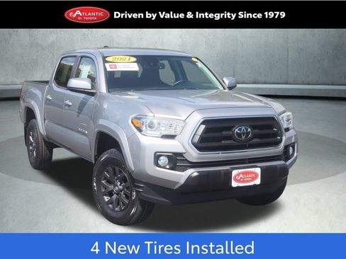 Certified 2021 Toyota Tacoma SR5 AWD/4WD image 1