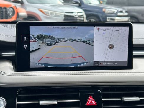 Used 2024 Genesis G70 2.5T image 30