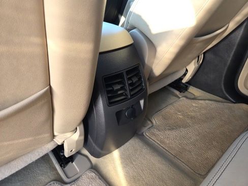 Used 2010 Ford Edge Limited image 43