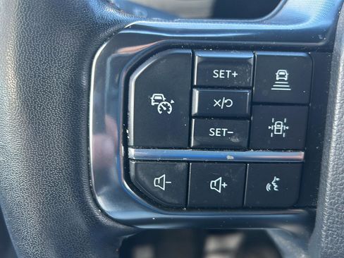 Used 2022 Ford F150 Platinum image 15