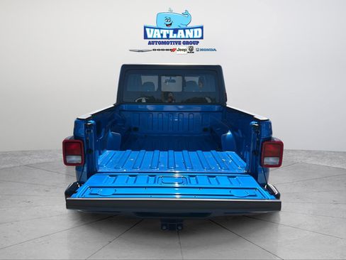 New 2026 Jeep Gladiator Sport image 30