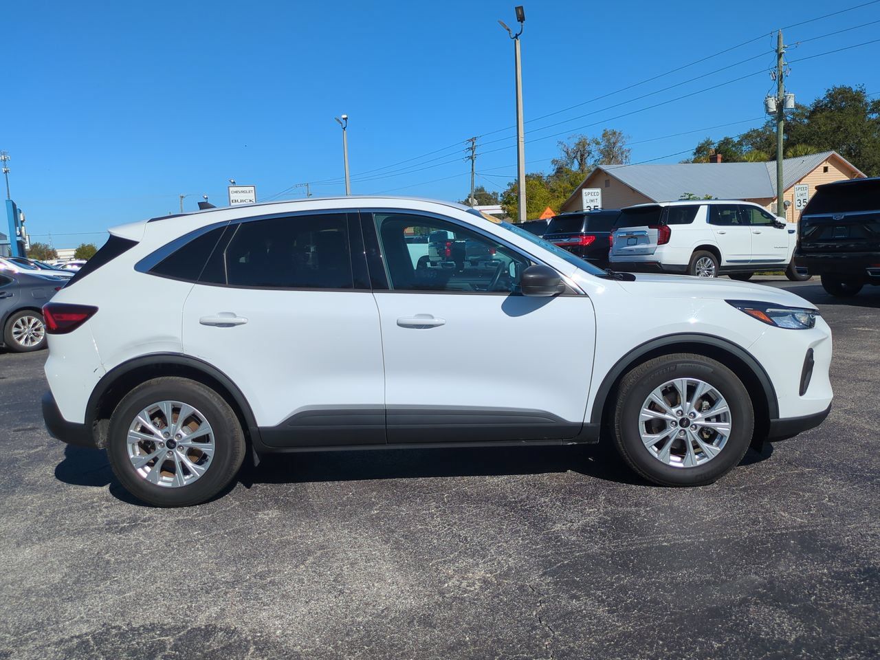 Used 2023 Ford Escape Active FWD image 3
