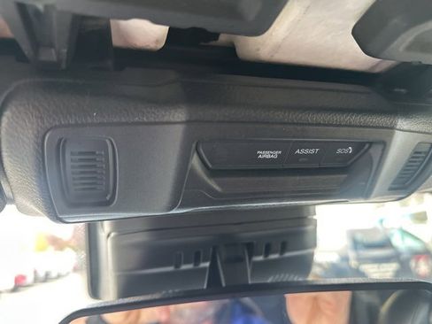 Used 2024 Jeep Wrangler Unlimited Sahara image 32