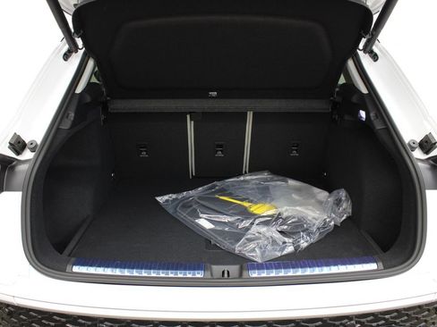 New 2026 Audi Q3 quattro 2.0T AWD/4WD image 31
