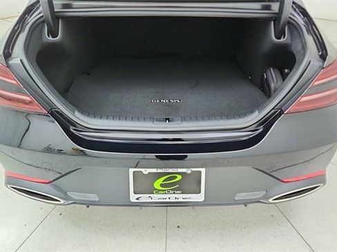 Used 2025 Genesis G70 2.5T w/ Sport Prestige Package image 14