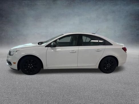 Used 2016 Chevrolet Cruze LS FWD image 10