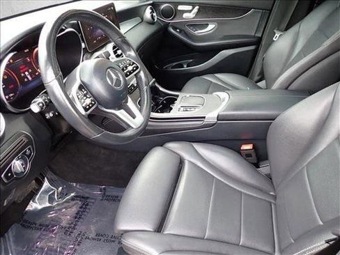 Used 2021 Mercedes-Benz GLC 300 4MATIC image 9