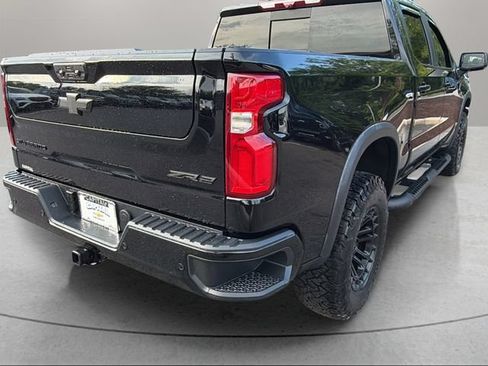 Used 2026 Chevrolet Silverado 1500 ZR2 AWD/4WD image 10