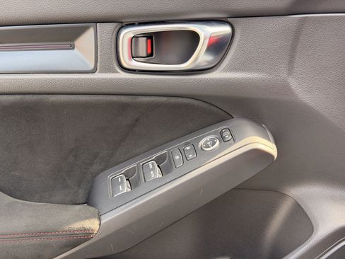 Certified 2024 Honda Civic Type R image 11