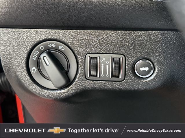 Used 2022 Dodge Challenger R/T Scat Pack RWD image 24