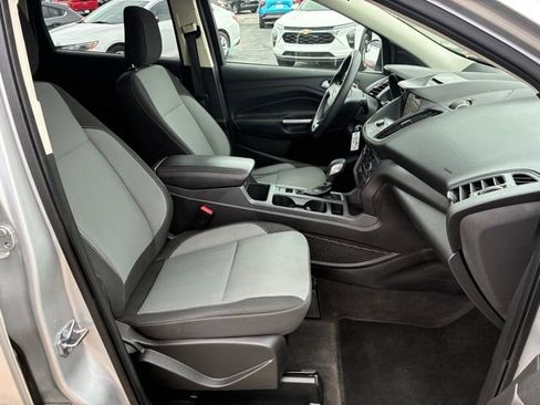 Used 2018 Ford Escape SE w/ SE Sync 3 Package image 20