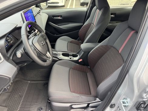 New 2026 Toyota Corolla SE image 2