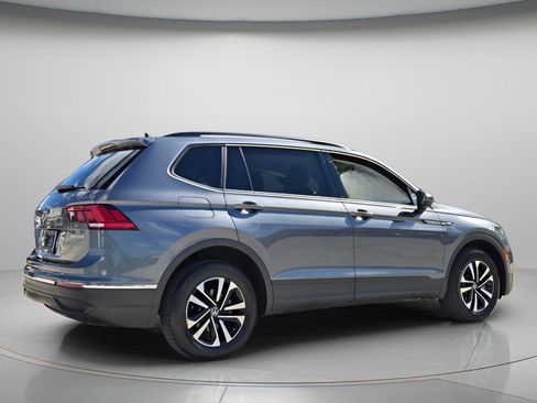 Used 2022 Volkswagen Tiguan S image 7
