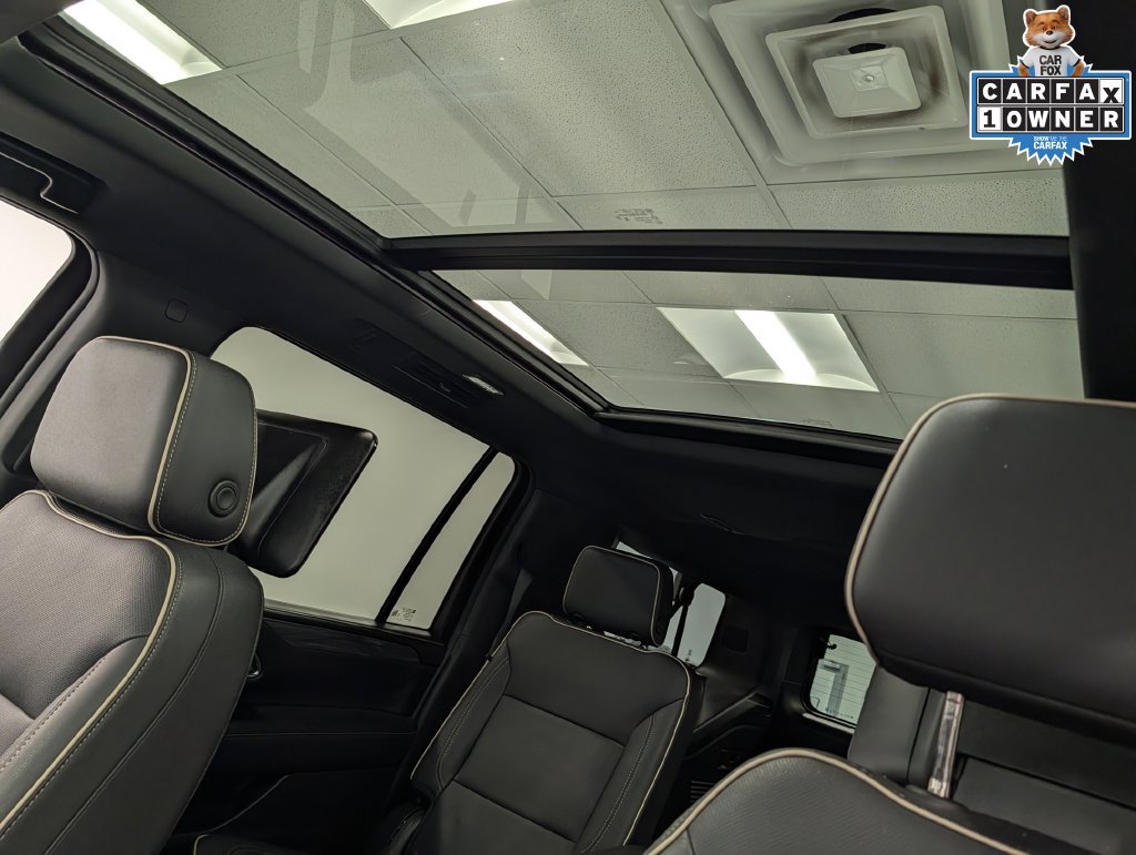 Used 2023 GMC Yukon XL SLT w/ SLT Premium Package AWD/4WD image 25