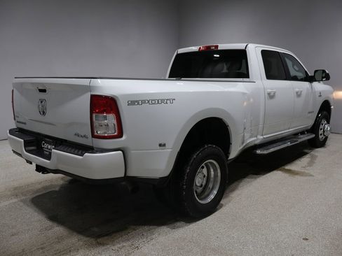 Used 2022 RAM 3500 Big Horn w/ Level A Equipment Group AWD/4WD image 4