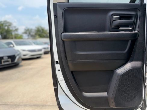 Used 2013 RAM 1500 Express RWD image 19