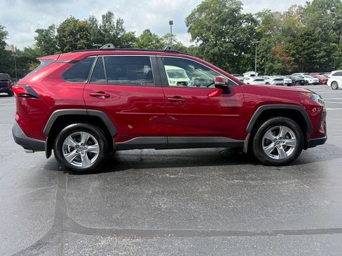 Used 2022 Toyota RAV4 LE AWD/4WD image 10