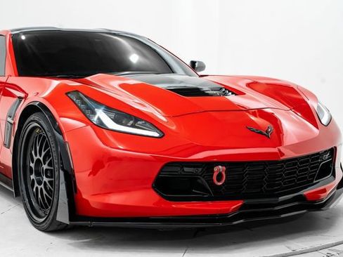 Used 2017 Chevrolet Corvette Grand Sport image 16