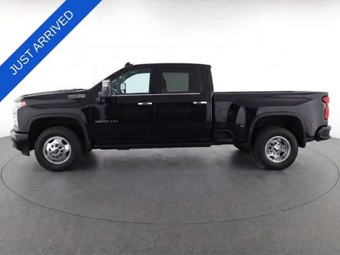 Used 2023 Chevrolet Silverado 3500 High Country AWD/4WD image 8