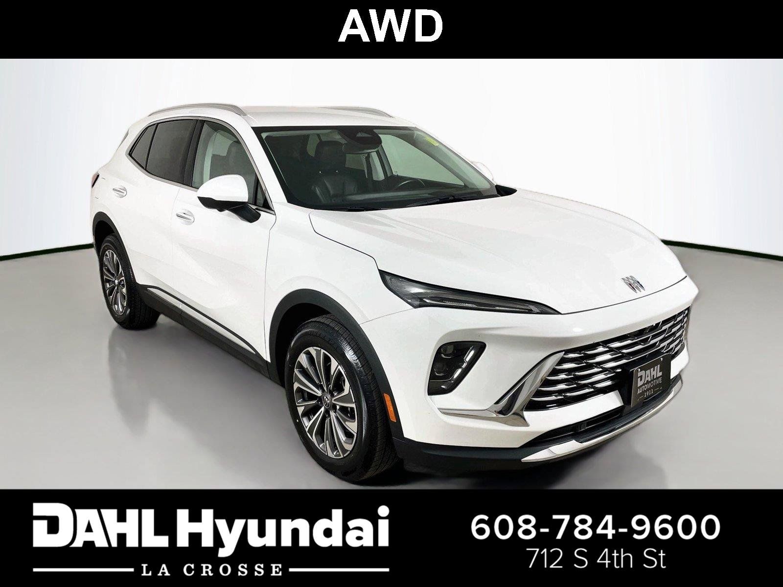 Used 2024 Buick Envision Preferred AWD/4WD image 1