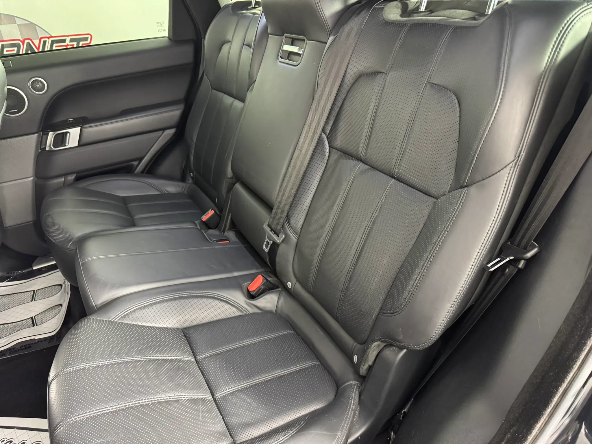 Used 2017 Land Rover Range Rover Sport Supercharged AWD/4WD image 37