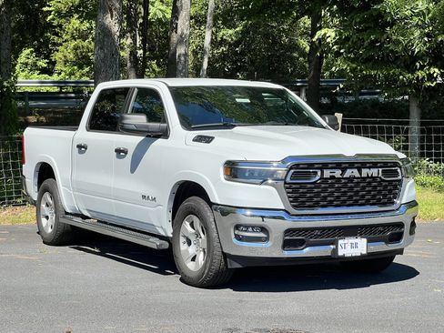 Certified 2025 RAM 1500 Big Horn AWD/4WD image 1