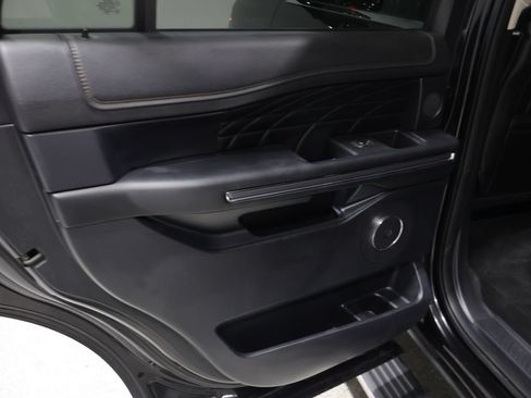 Used 2019 Ford Expedition Platinum AWD/4WD image 19